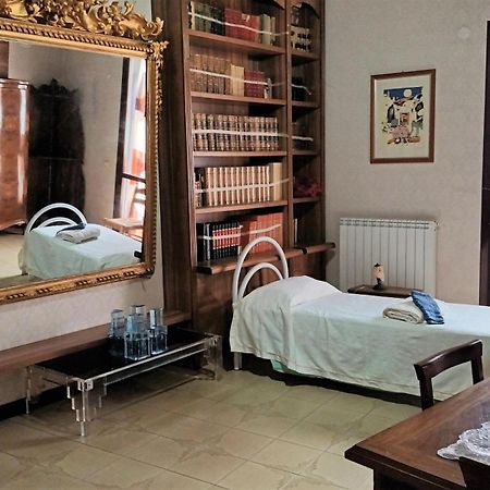 Antica Dimora Palazzo Rovitti Bed & Breakfast Cerchiara di Calabria Exterior photo